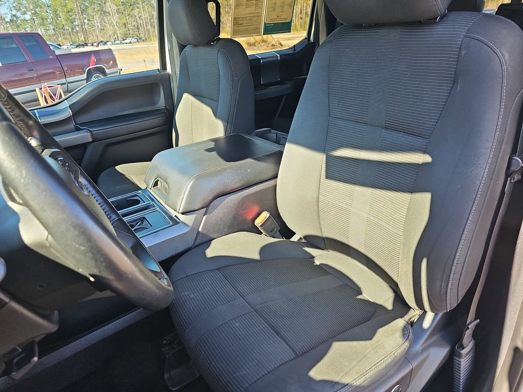 Used 2017 Ford F150 XLT w/ Equipment Group 302A Luxury image 18