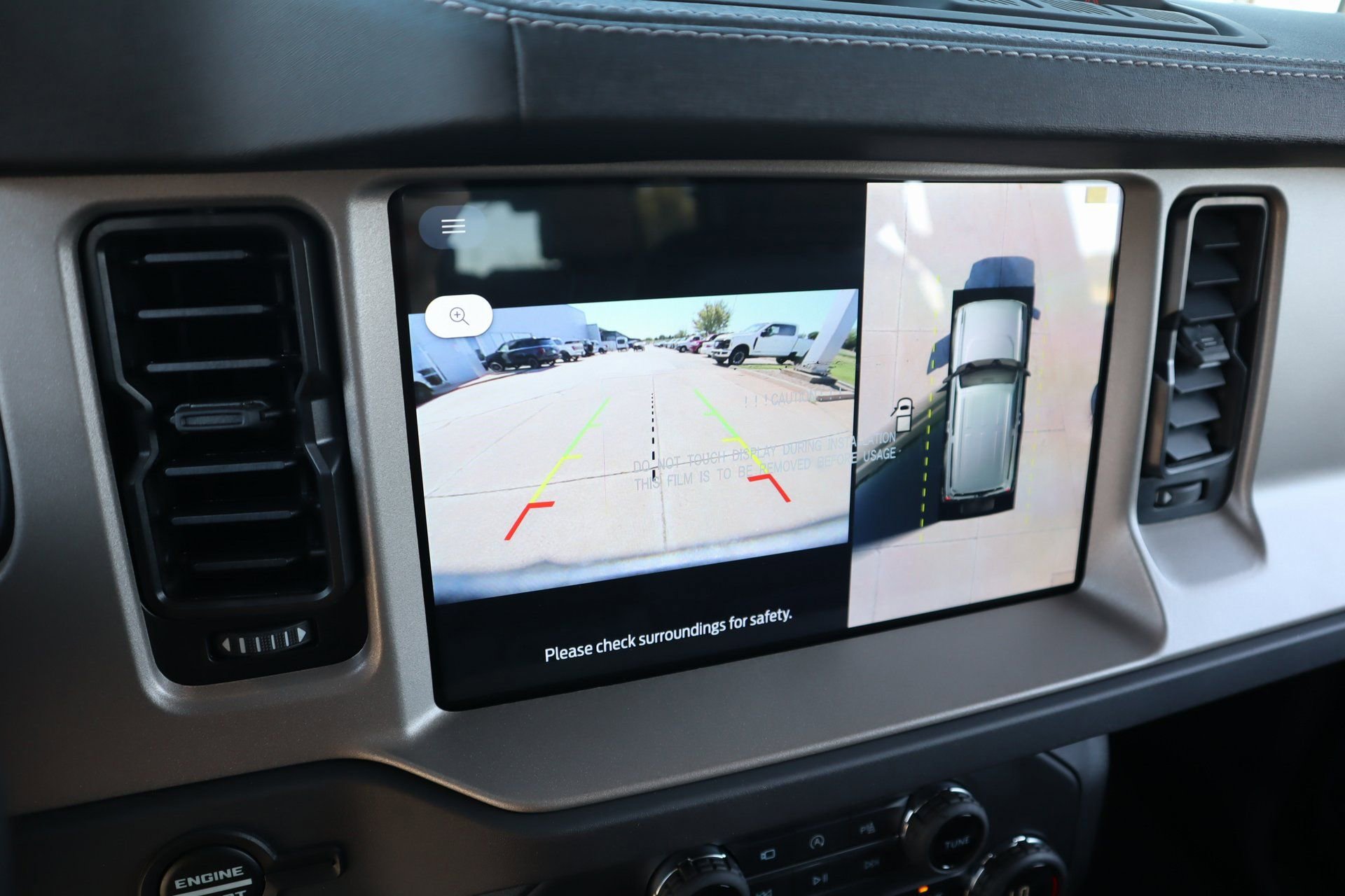 New 2025 Ford Bronco Outer Banks image 8