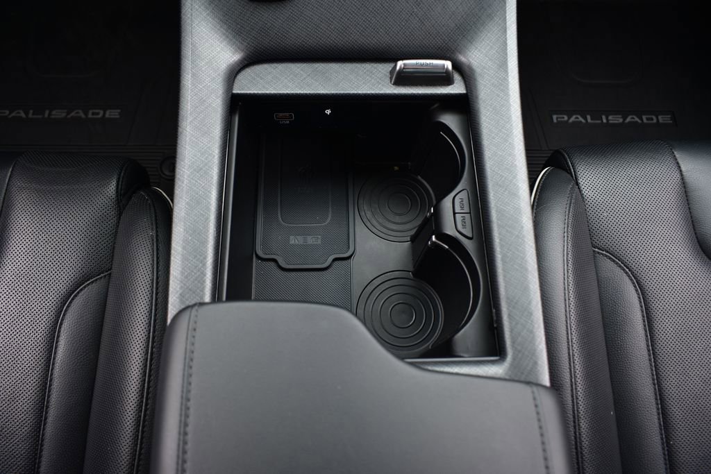 Used 2023 Hyundai Palisade Limited FWD image 43