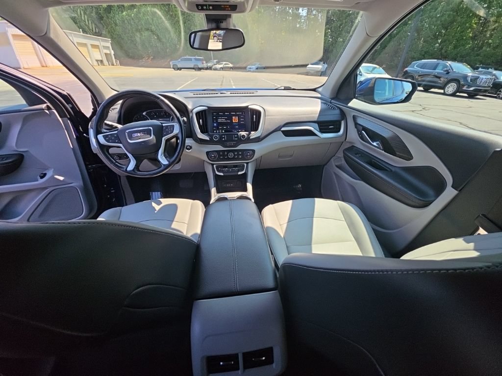 Certified 2022 GMC Terrain SLT FWD image 22