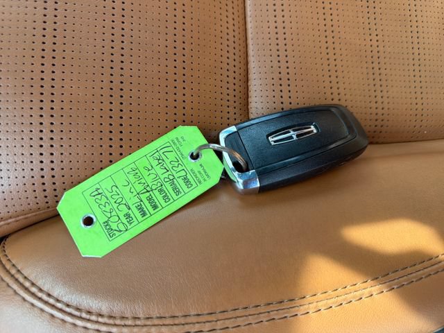 Certified 2025 Lincoln Aviator Black Label AWD/4WD image 34