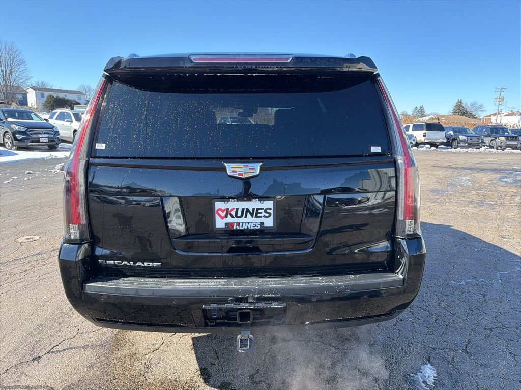 Used 2019 Cadillac Escalade Platinum w/ Escalade Sport Edition AWD/4WD image 5