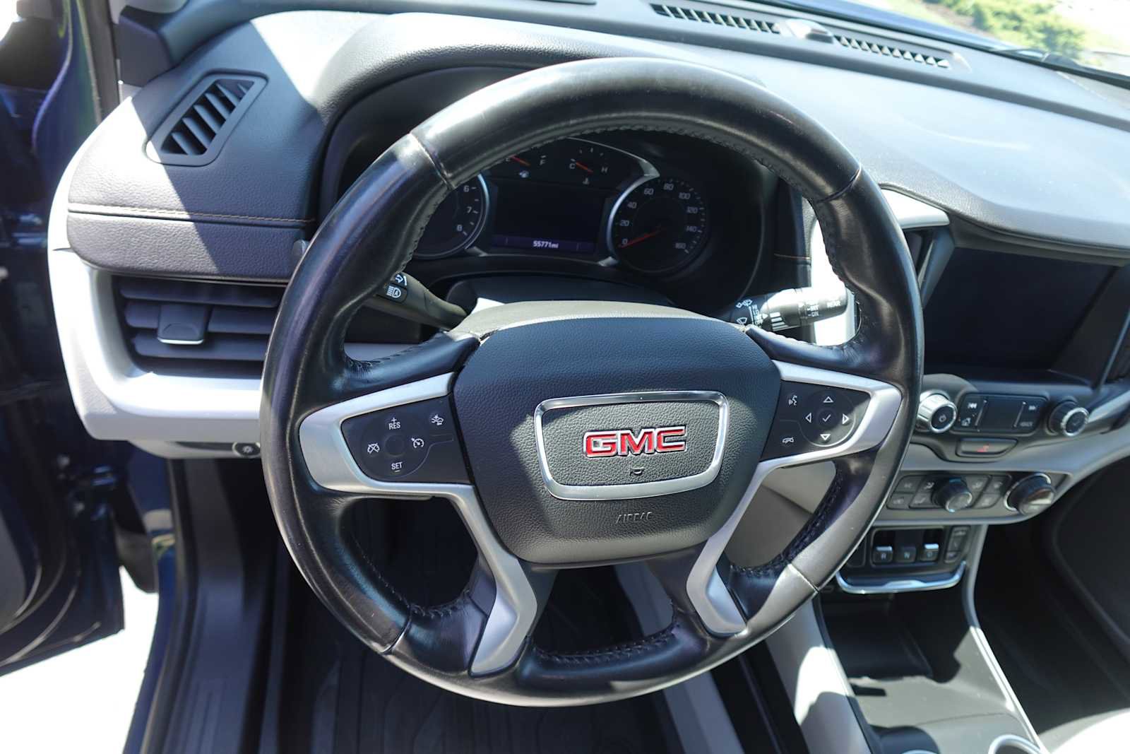Used 2021 GMC Terrain SLE w/ Driver Convenience Package AWD/4WD image 14