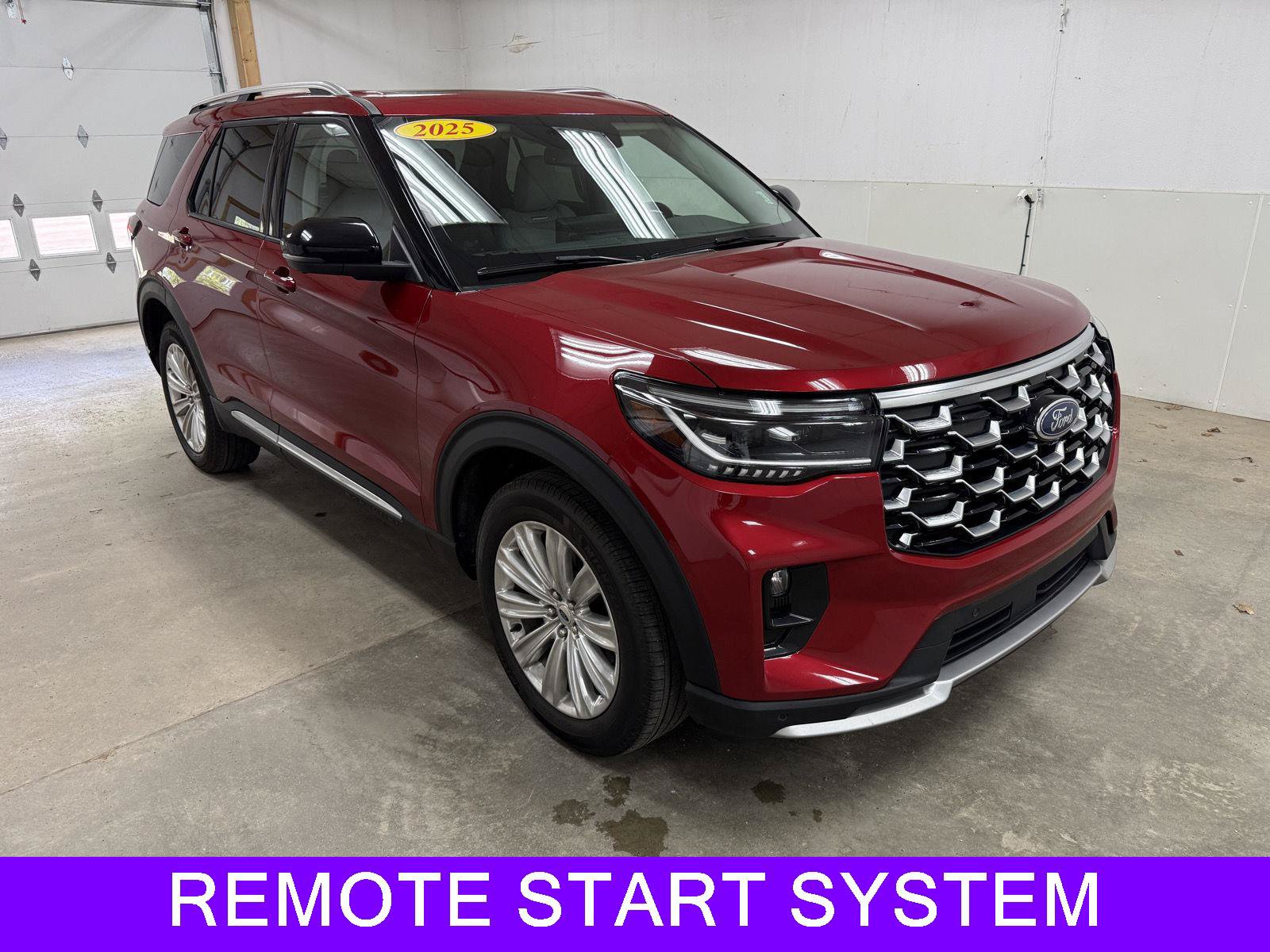 Used 2025 Ford Explorer Platinum w/ LUX Leather Package AWD/4WD image 2