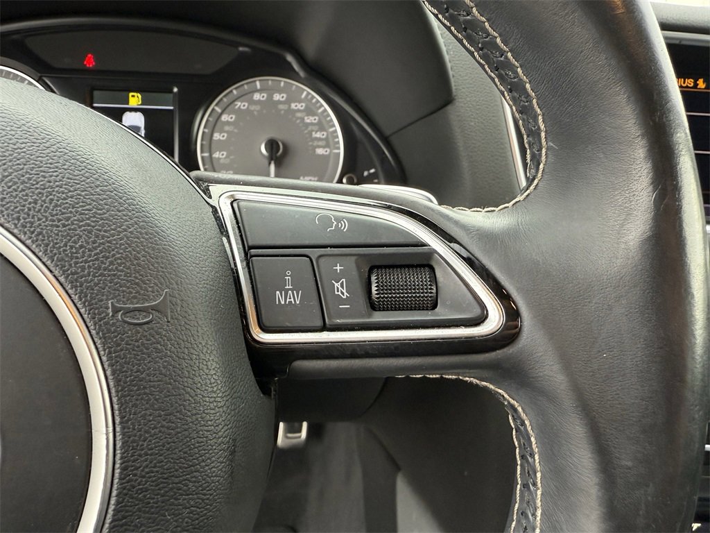Used 2017 Audi SQ5 Premium Plus w/ Technology Package image 15
