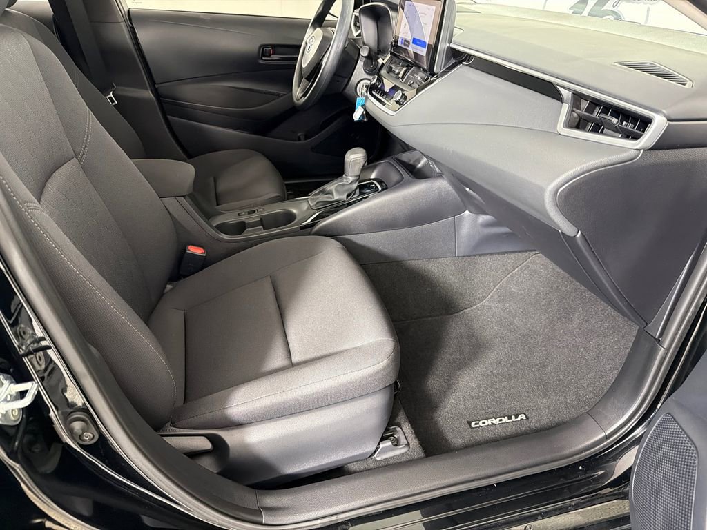 Used 2024 Toyota Corolla LE image 13