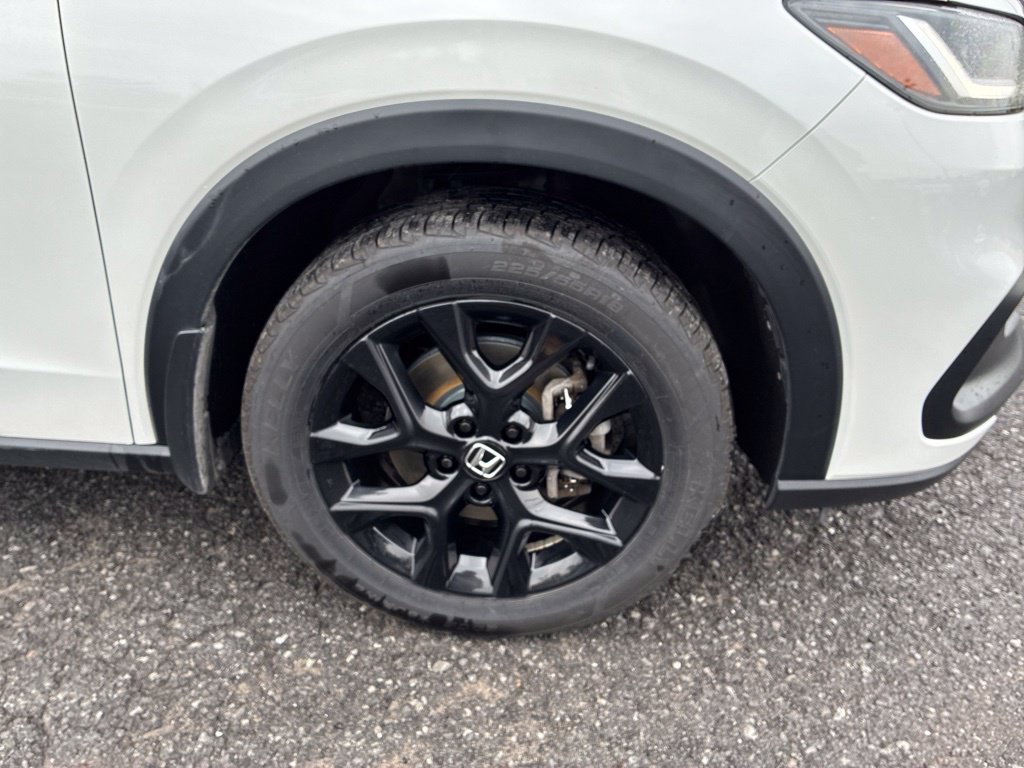 Used 2024 Honda HR-V Sport image 37