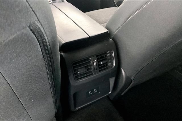 Used 2023 Nissan Rogue SV AWD/4WD image 37