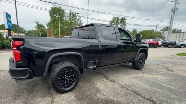 Used 2024 Chevrolet Silverado 2500 LTZ w/ LTZ Plus Package AWD/4WD image 8