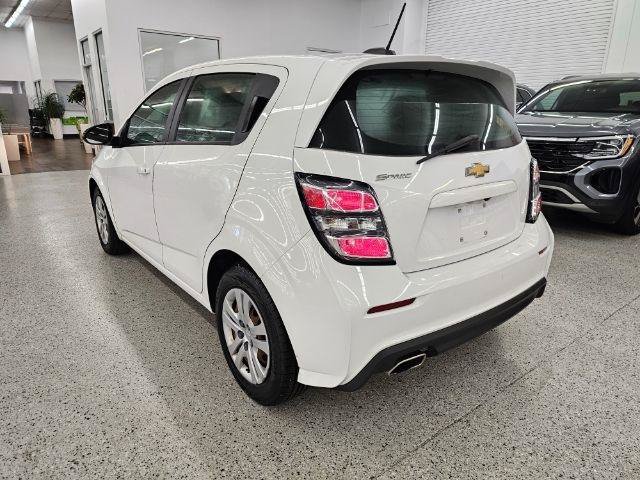 Used 2018 Chevrolet Sonic LT FWD image 6