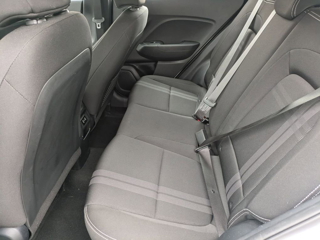 Used 2025 Hyundai Venue SEL image 20