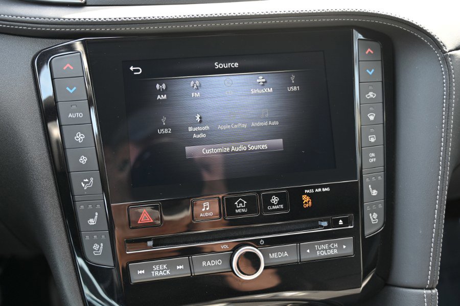 Used 2023 INFINITI QX50 Sport AWD/4WD image 32