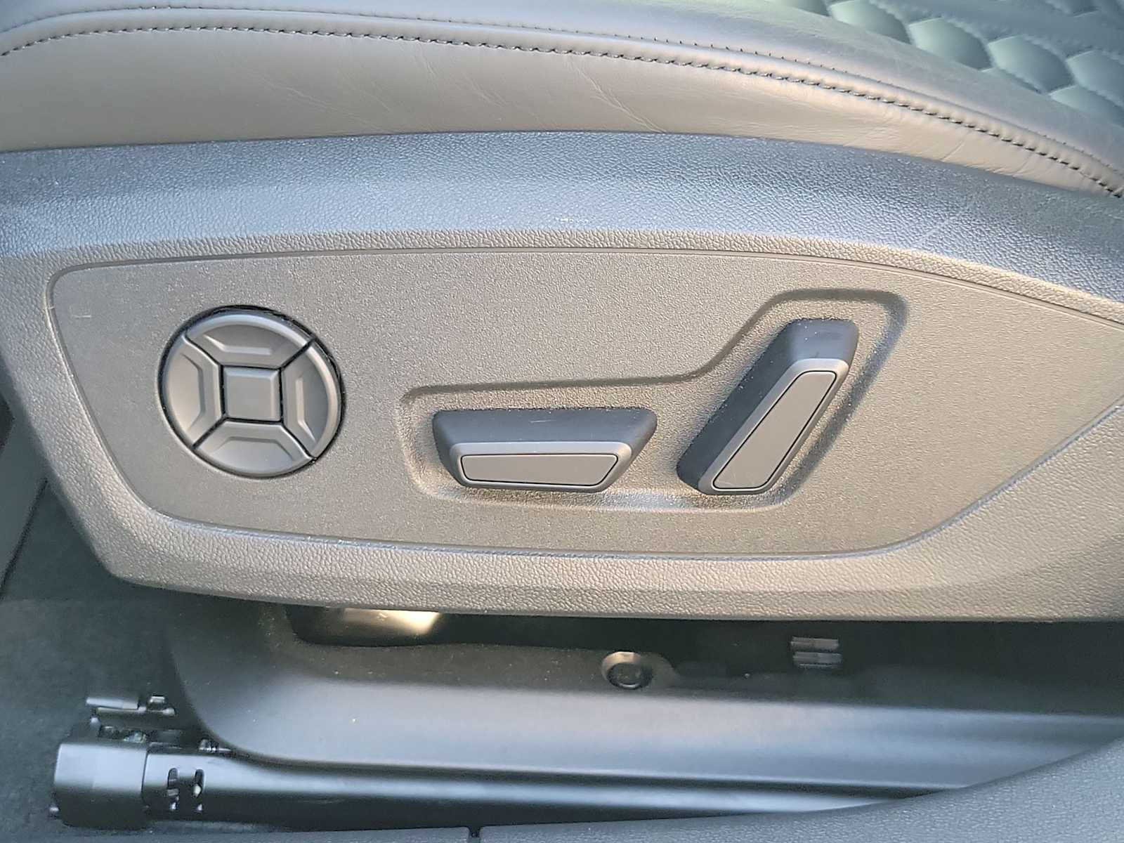 Certified 2025 Audi RS 3 AWD/4WD image 16