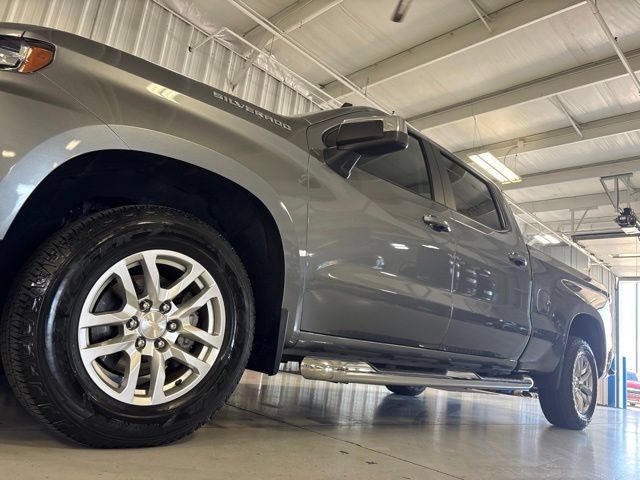 Used 2021 Chevrolet Silverado 1500 LT w/ Bed Protection Package AWD/4WD image 8