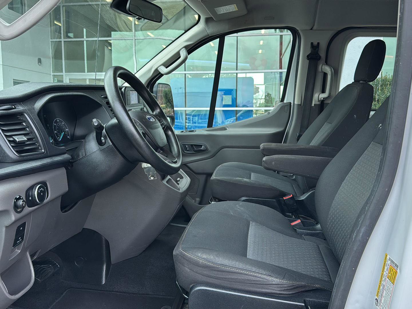 Used 2021 Ford Transit 350 XLT RWD image 8