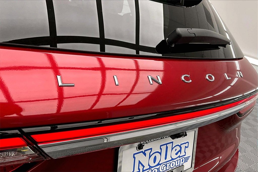 Used 2022 Lincoln Corsair FWD w/ Premium Package image 8