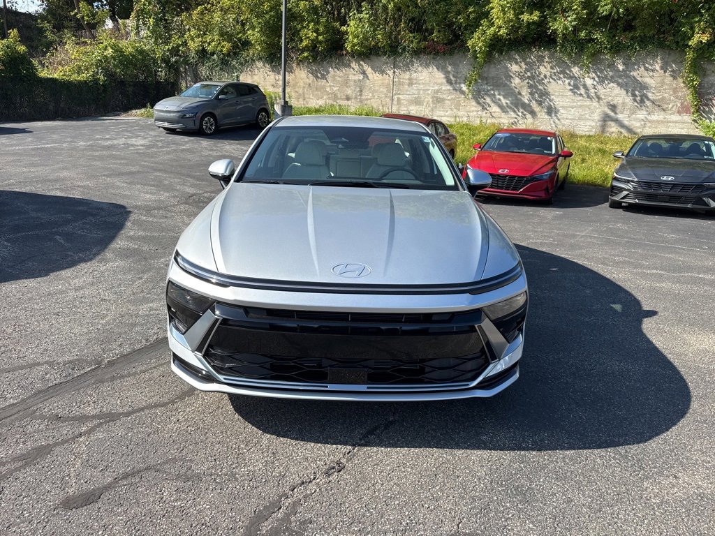 New 2026 Hyundai Sonata SEL image 2