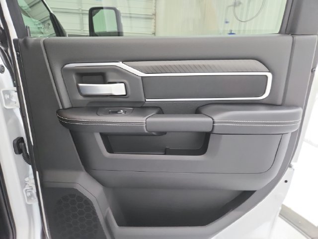 New 2026 RAM 2500 Big Horn AWD/4WD image 45