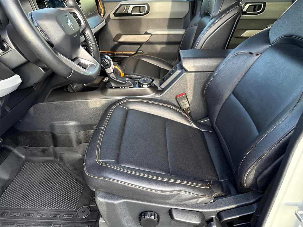 Used 2021 Ford Bronco Badlands image 9