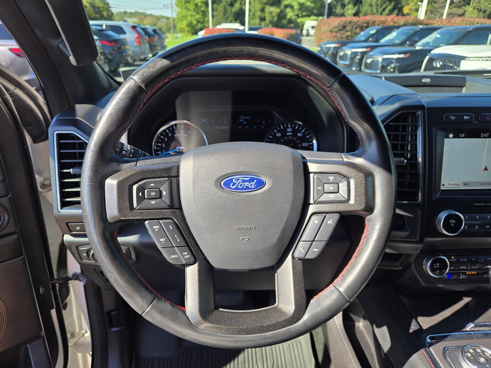 Used 2019 Ford Expedition Limited w/ Equipment Group 303A AWD/4WD image 18