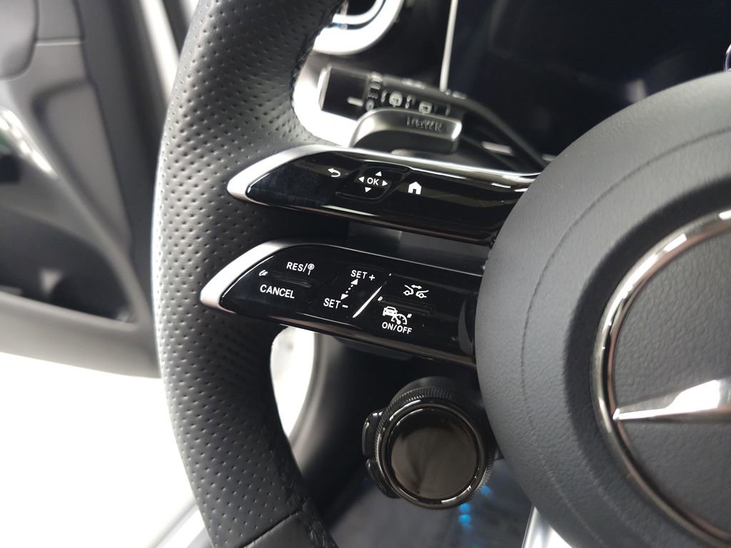 Used 2024 Mercedes-Benz GLC 43 AMG 4MATIC image 11