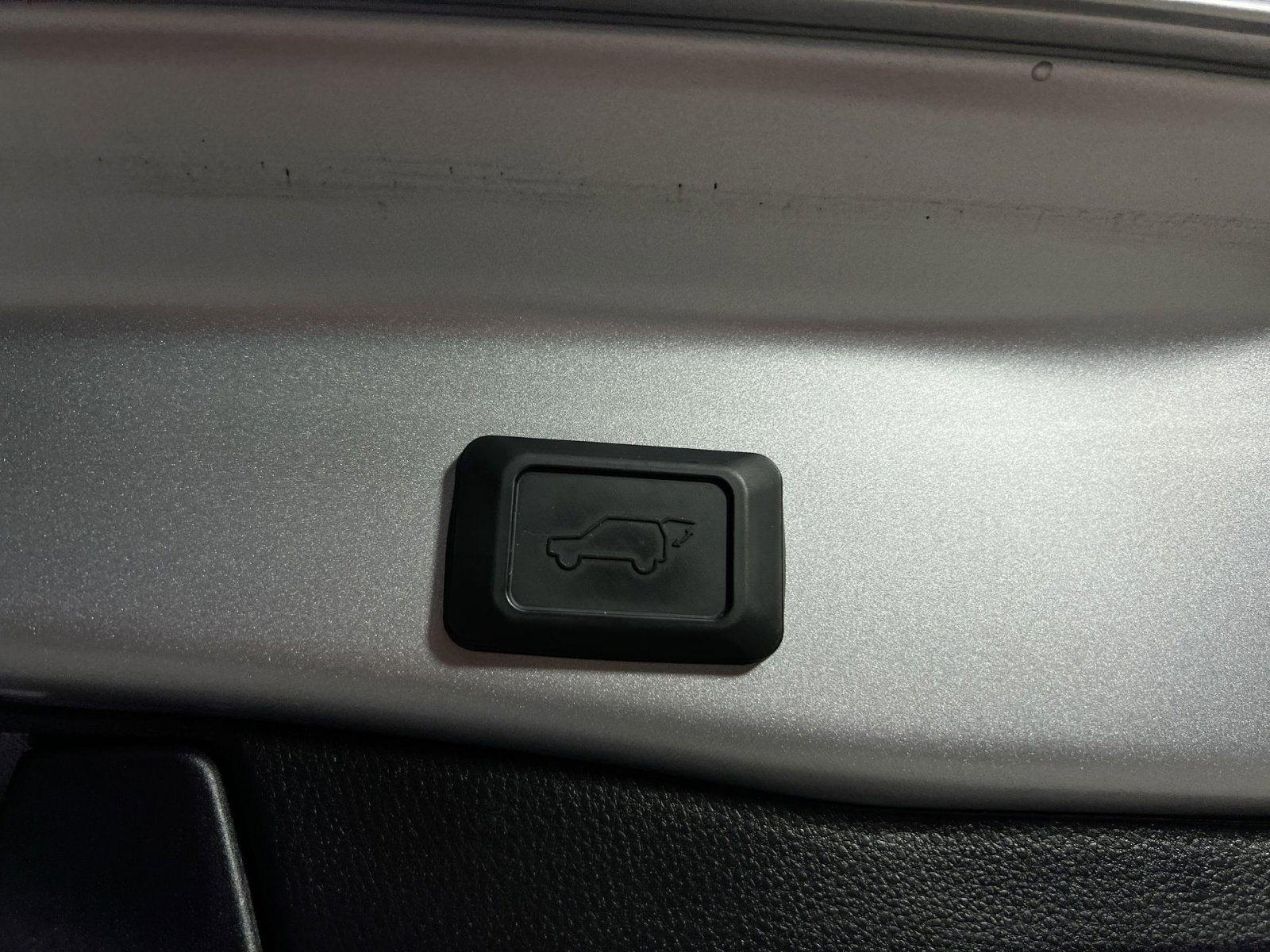 Used 2022 Toyota RAV4 XSE image 31