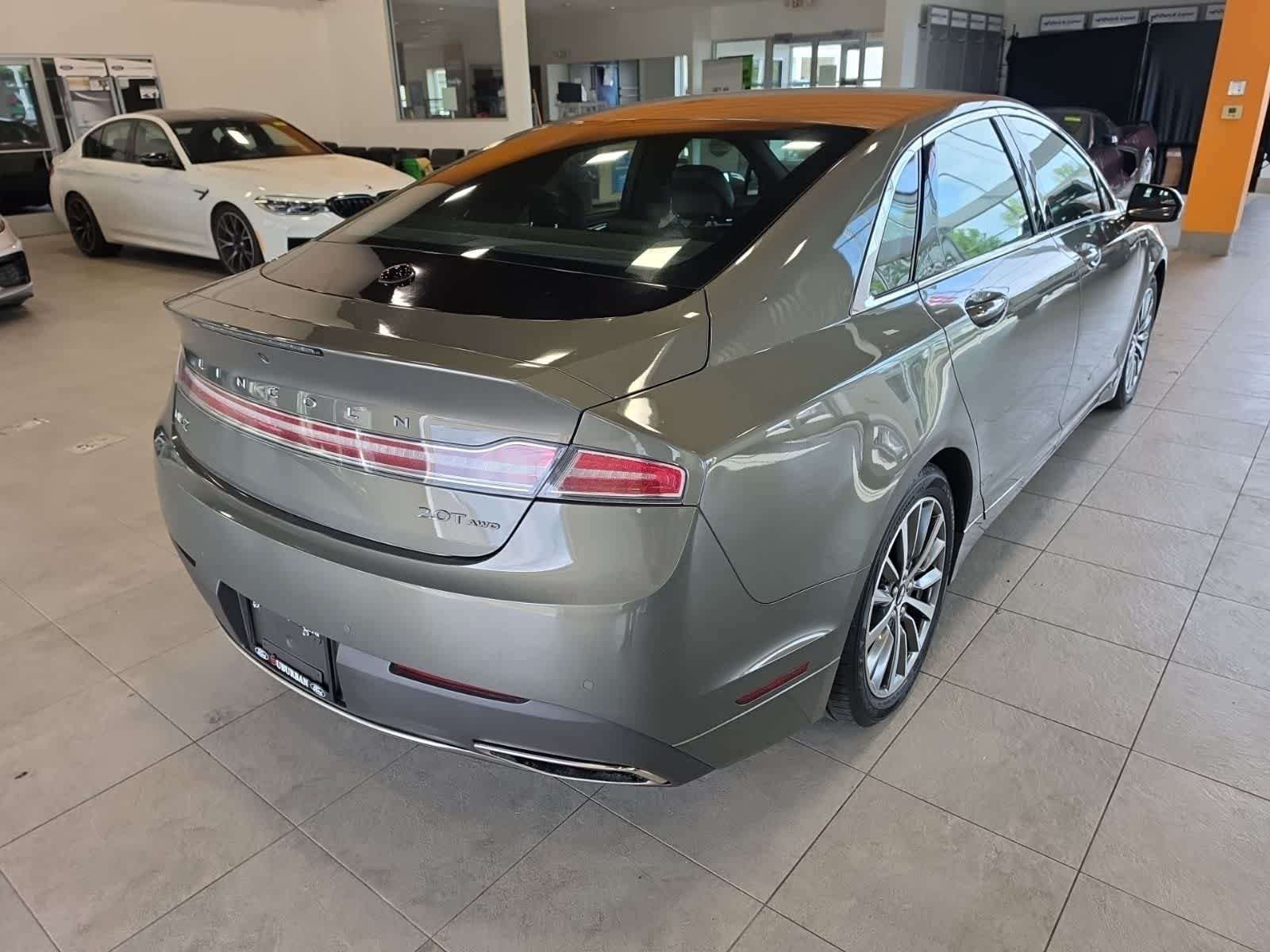 Used 2017 Lincoln MKZ Select AWD/4WD image 8