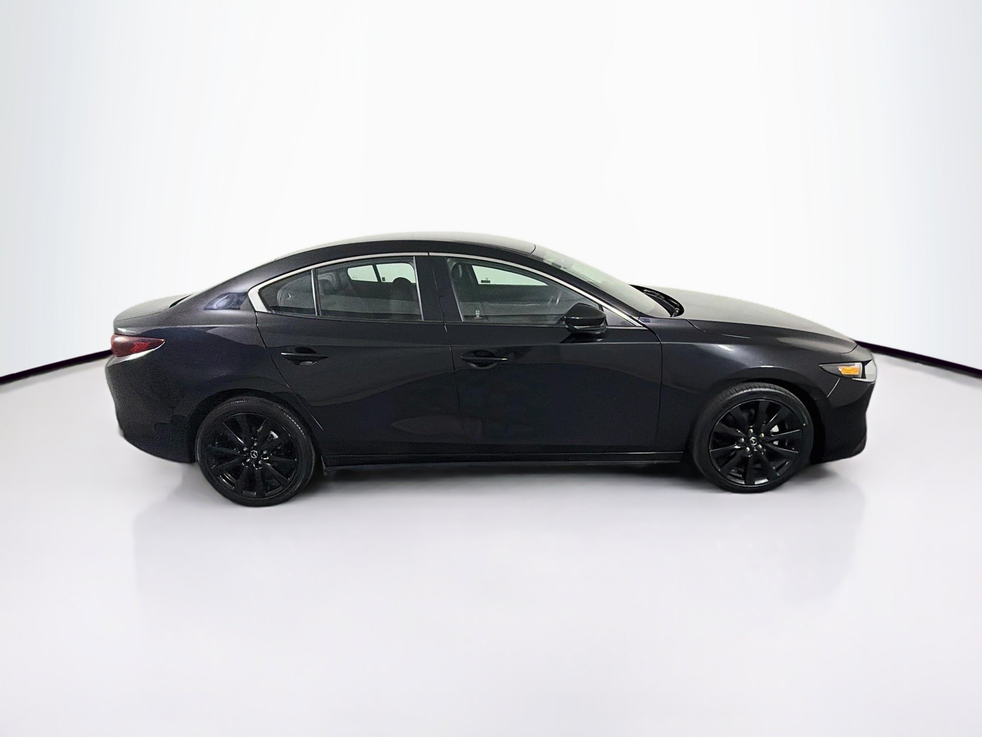 Used 2024 MAZDA MAZDA3 s FWD image 10
