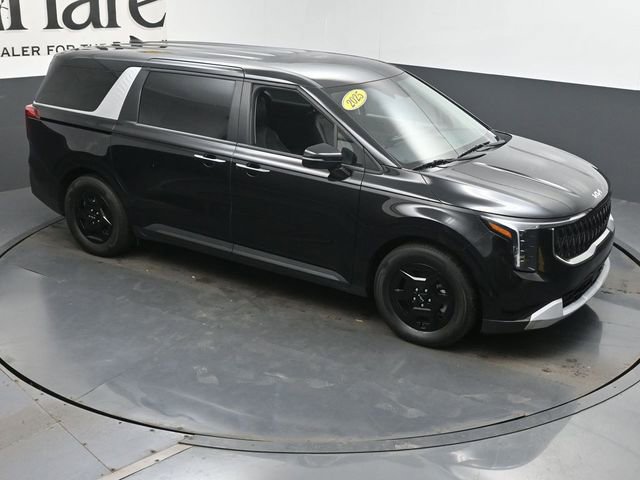 Used 2025 Kia Carnival FWD image 47