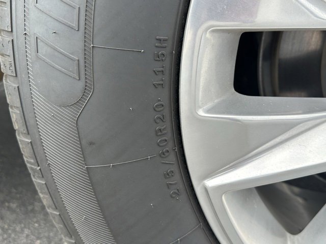 Certified 2023 Chevrolet Suburban Premier image 39