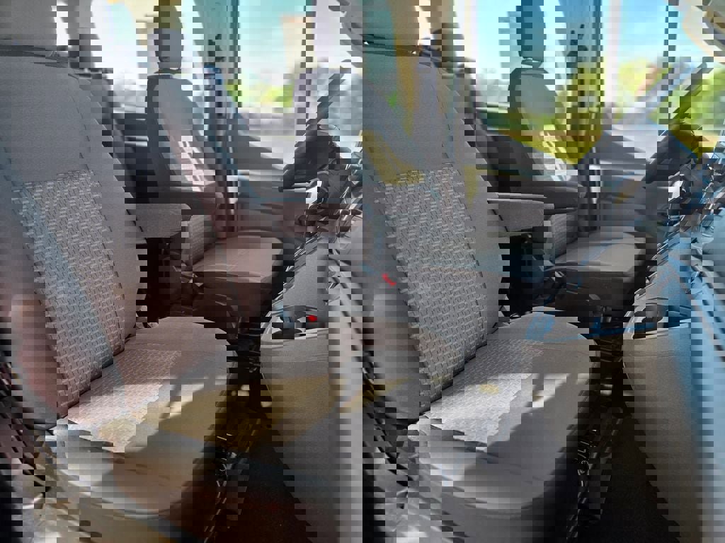 Used 2021 Ford Transit 350 XLT image 10