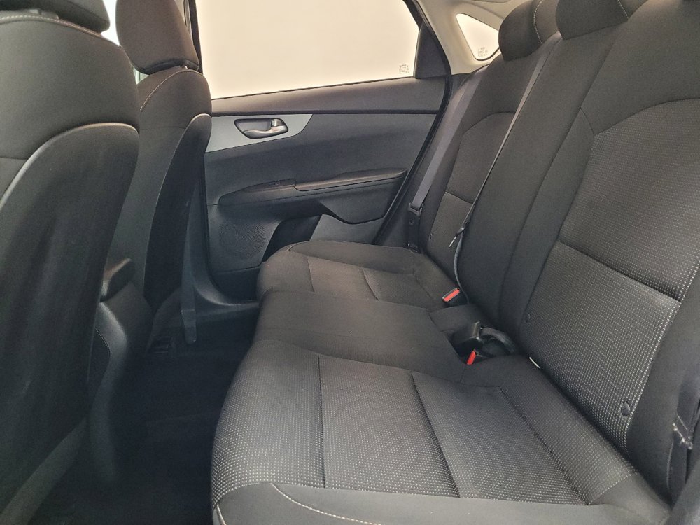 Used 2020 Kia Forte LXS FWD image 18