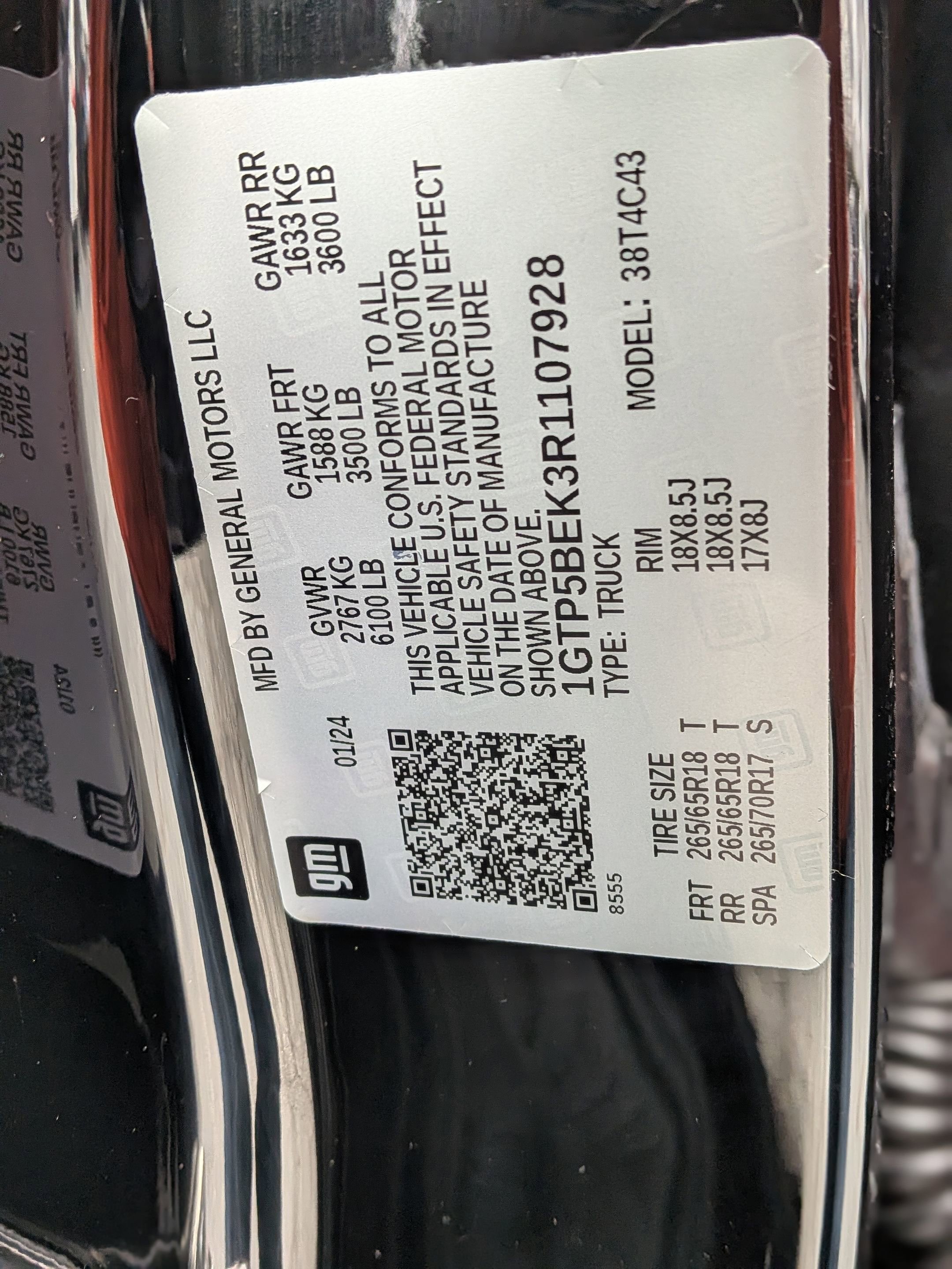 Certified 2024 GMC Canyon Elevation w/ Elevation Premium Package image 36