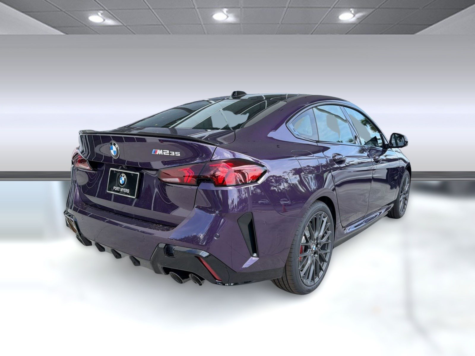 Used 2026 BMW M235i xDrive w/ Technology Package AWD/4WD image 9
