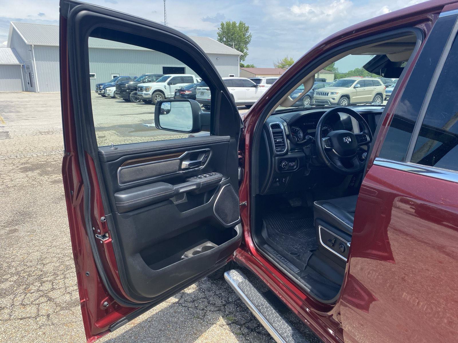 Used 2021 RAM 1500 Laramie AWD/4WD image 12