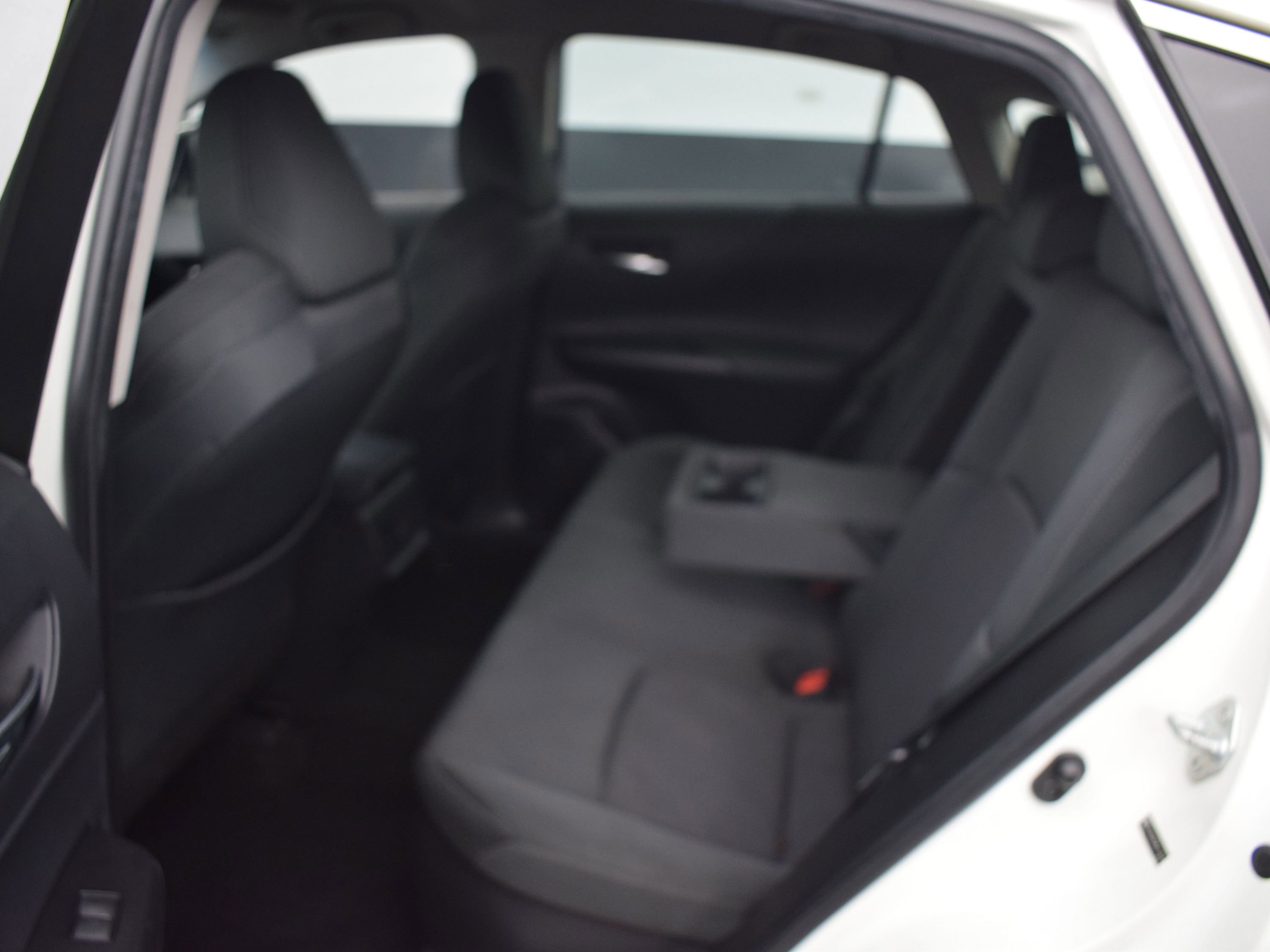 Used 2021 Toyota Venza LE image 13