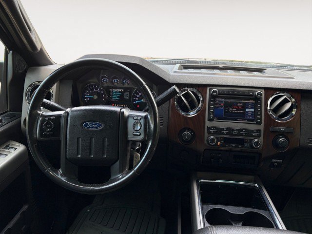 Used 2011 Ford F250 Lariat w/ Lariat Ultimate Pkg AWD/4WD image 4