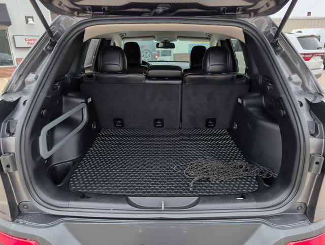 Used 2014 Jeep Cherokee Trailhawk w/ Leather Interior Group image 27