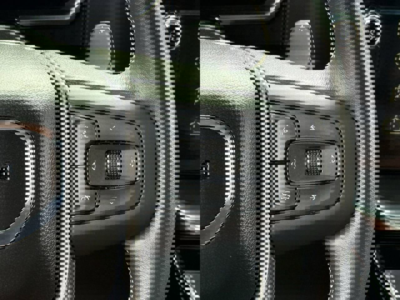 Certified 2023 GMC Sierra 1500 Denali Ultimate image 14