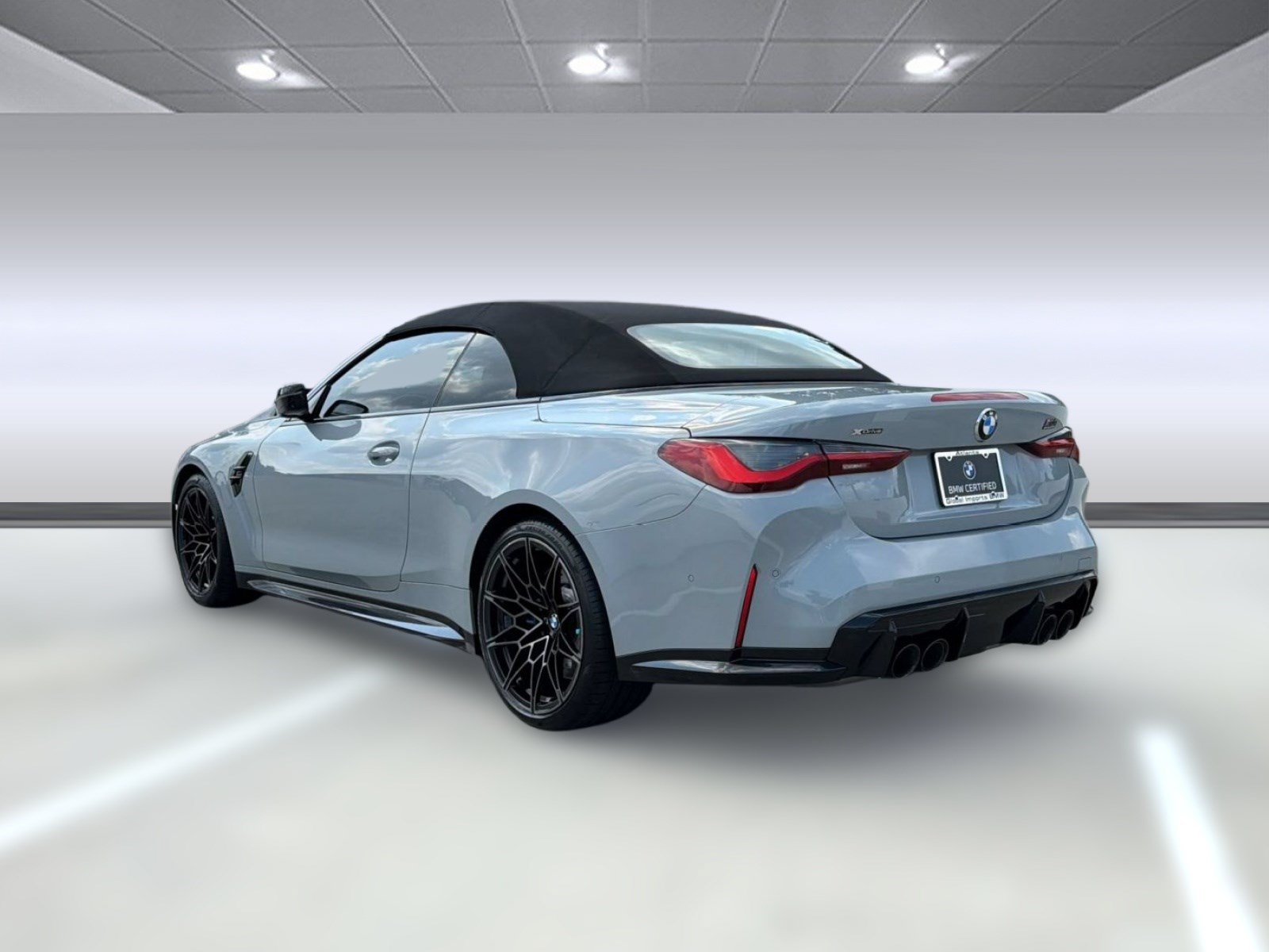Used 2024 BMW M4 xDrive Competition AWD/4WD image 3