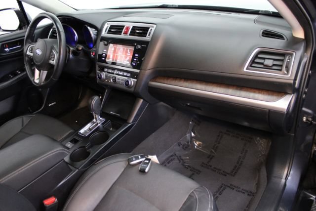 Used 2017 Subaru Outback 2.5i Limited AWD/4WD image 36