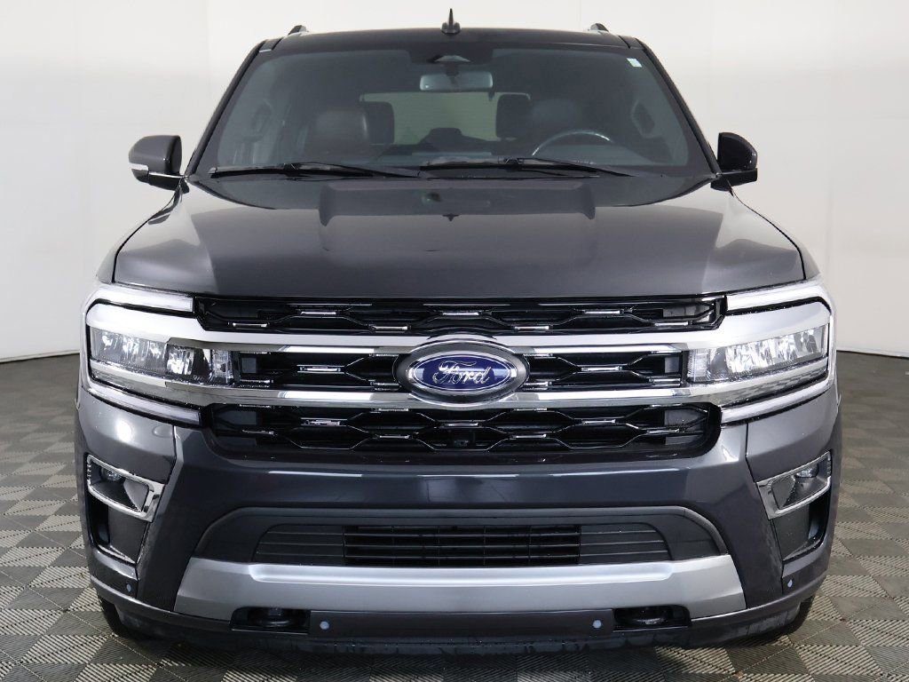 Used 2022 Ford Expedition Limited image 16