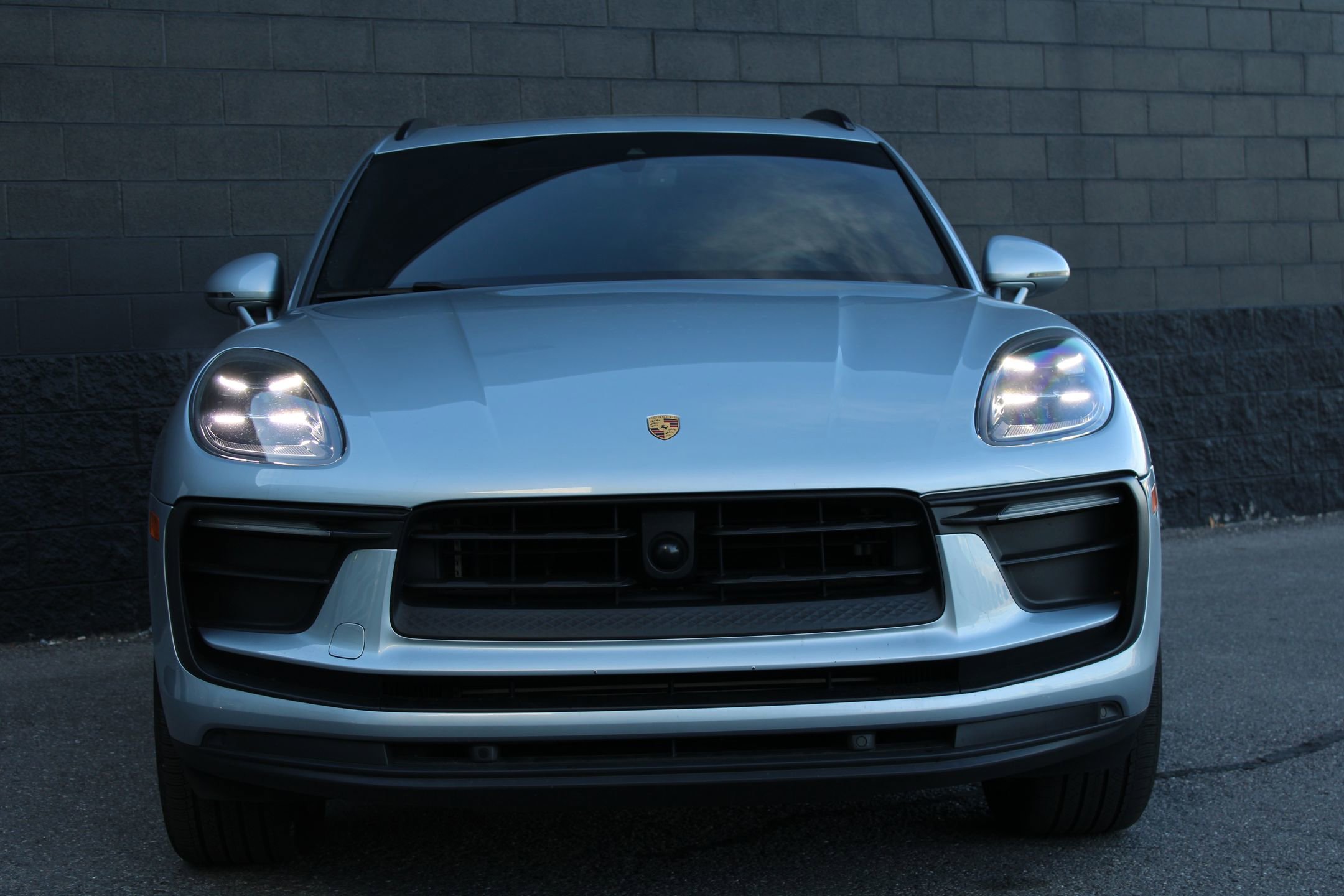 Used 2023 Porsche Macan image 7