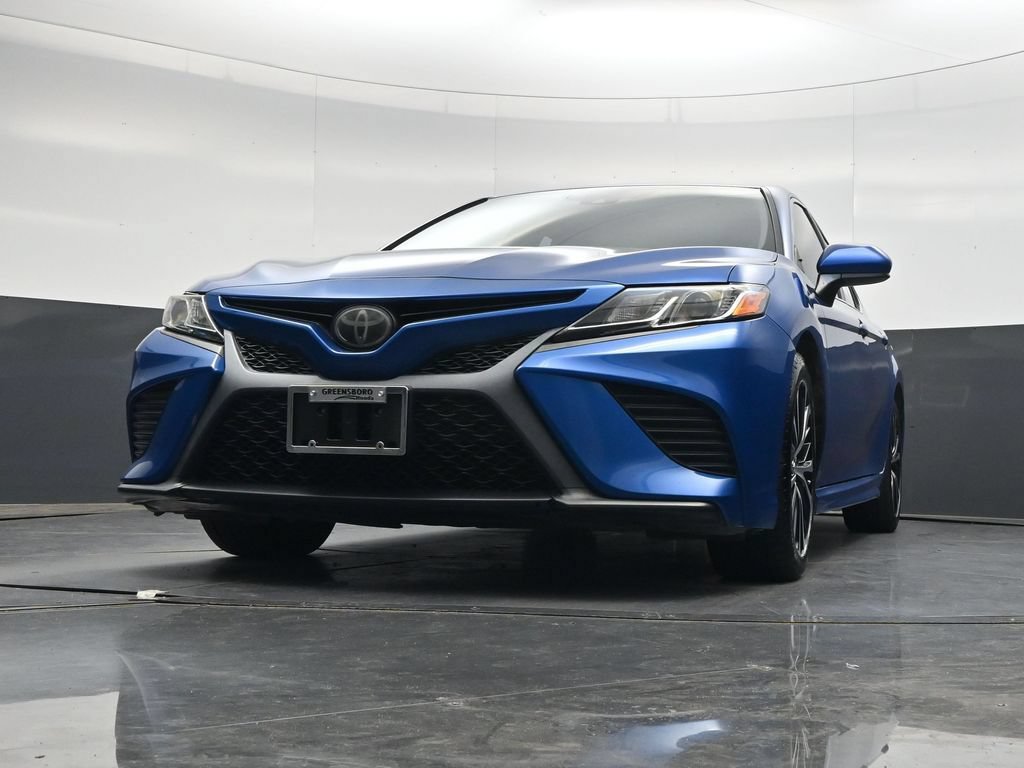 Used 2020 Toyota Camry SE FWD image 31