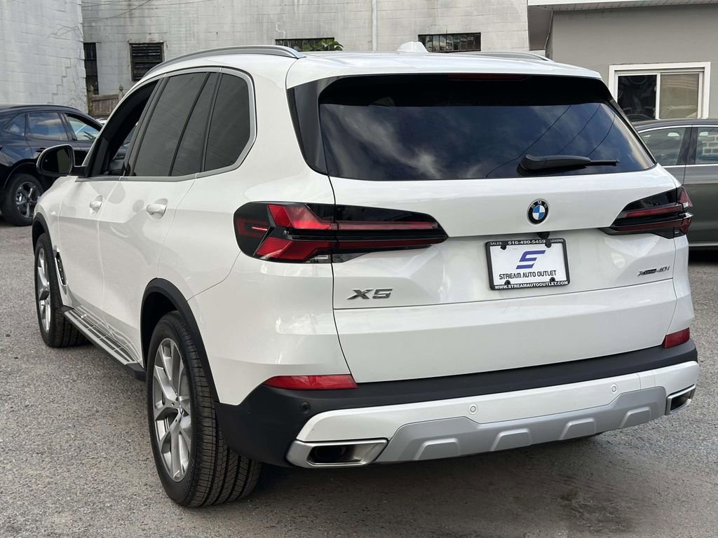 Used 2026 BMW X5 xDrive40i AWD/4WD image 8
