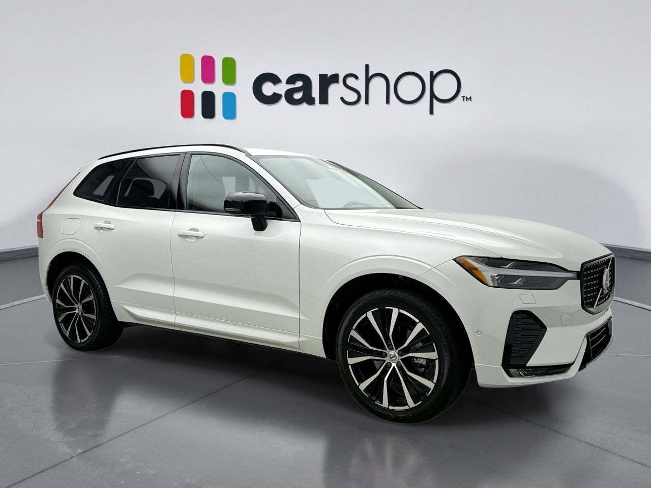 Used 2025 Volvo XC60 B5 Plus image 7