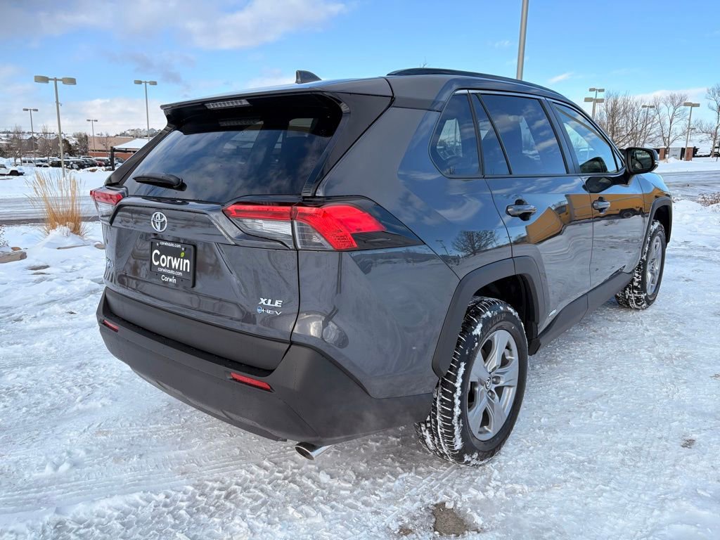 Used 2025 Toyota RAV4 XLE image 8