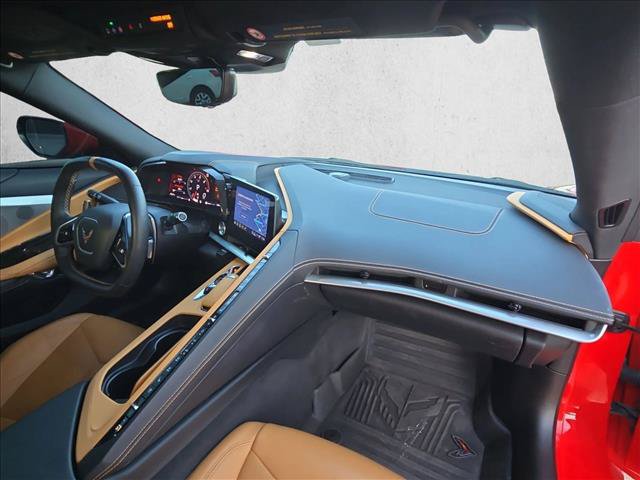 Used 2021 Chevrolet Corvette Stingray Preferred Cpe w/ Z51 Performance Package RWD image 17
