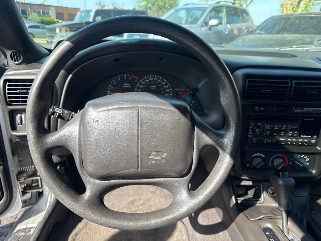 Used 2002 Chevrolet Camaro LT w/ Preferred Equipment Group 1 RWD image 11