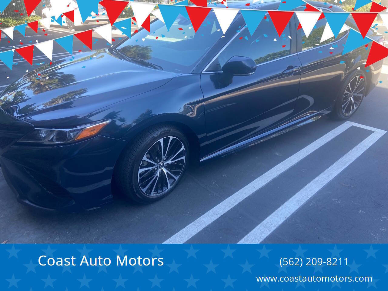 Used 2020 Toyota Camry SE image 1